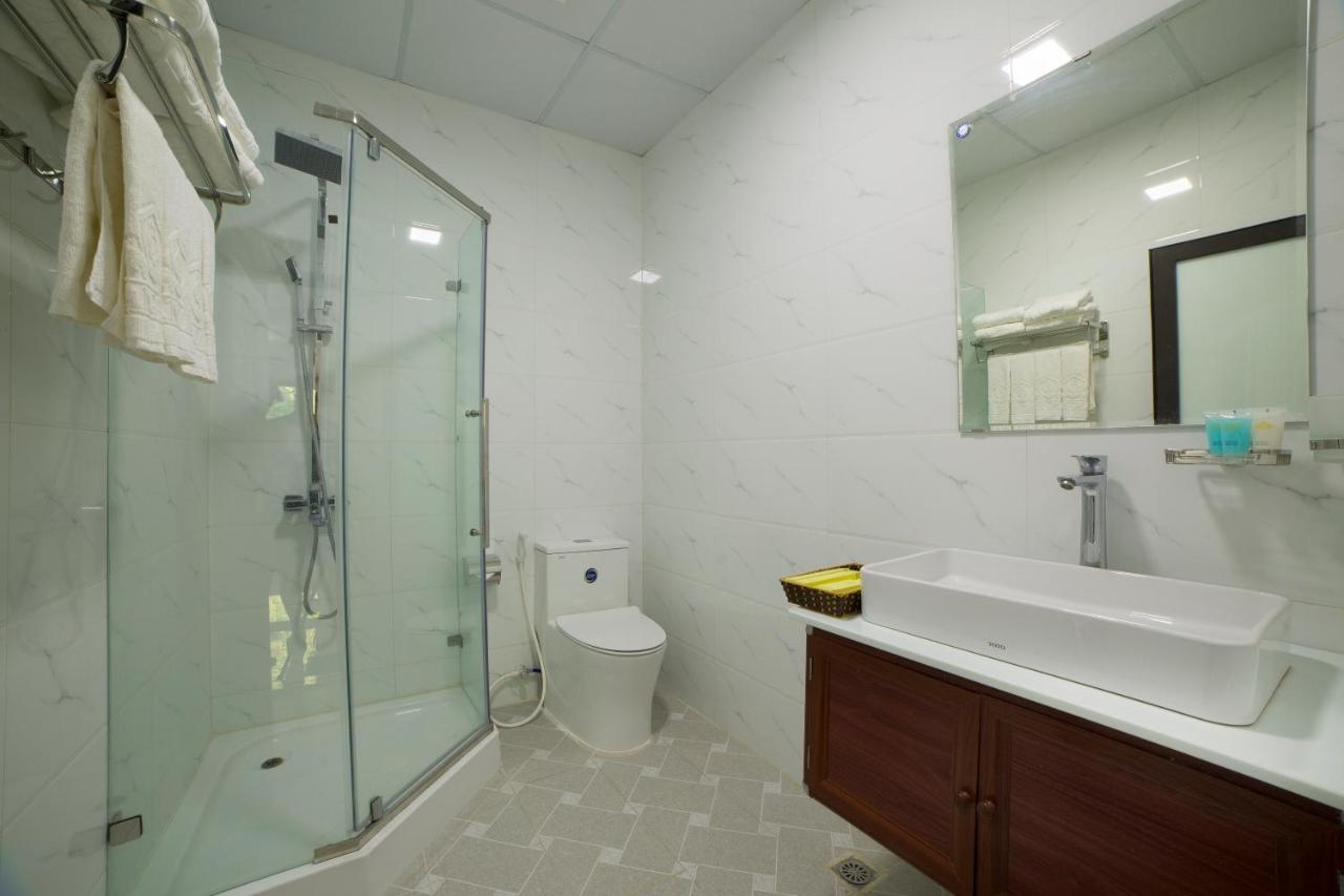Quang Tung Hotel Dong Khe Sau Exterior photo