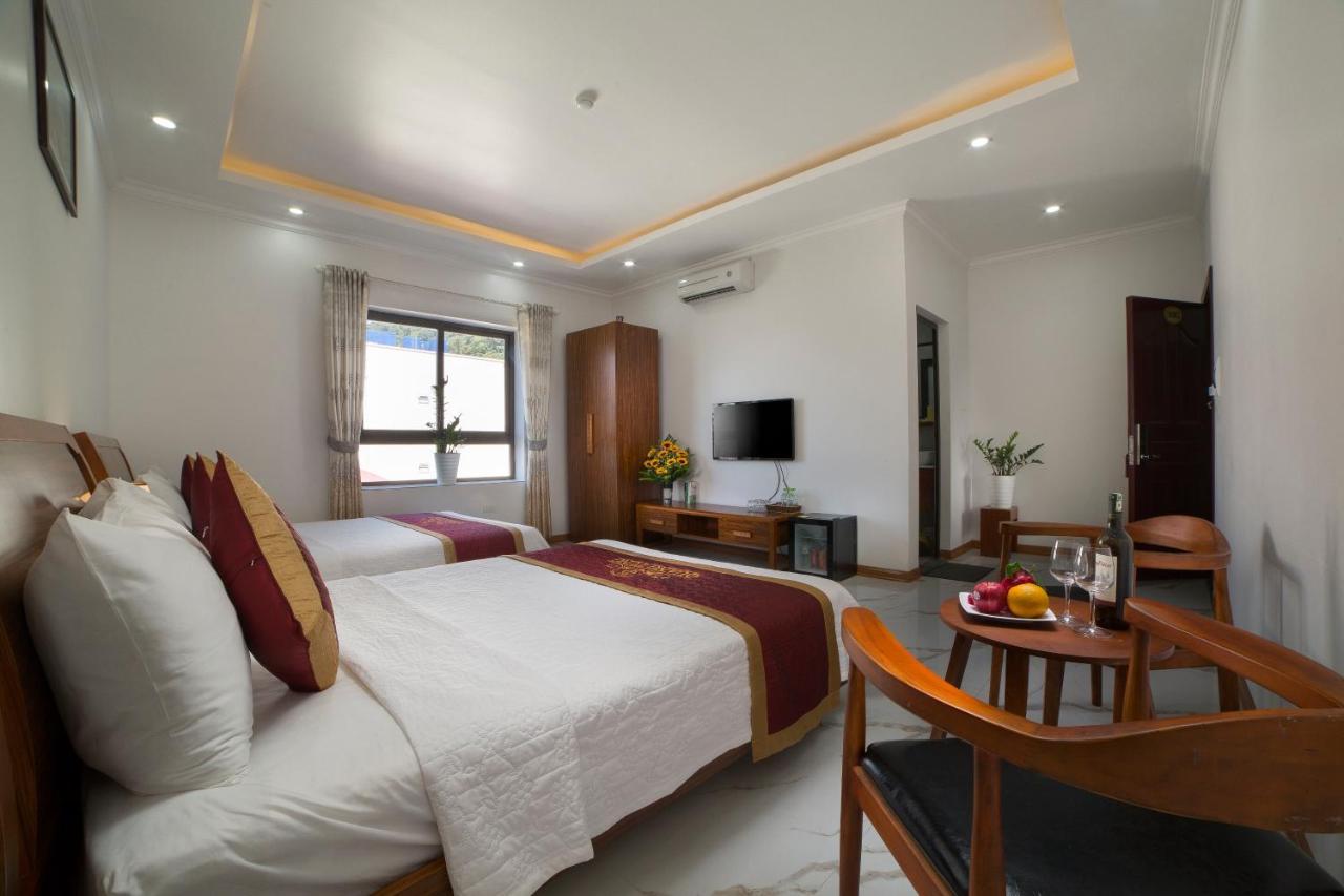 Quang Tung Hotel Dong Khe Sau Exterior photo